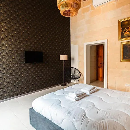 6 At Palazzo Seraphim Boutique Living In St Julians