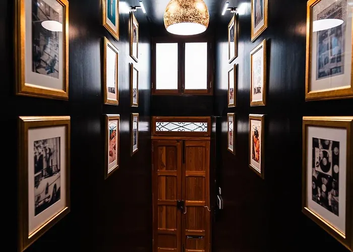 6 At Palazzo Seraphim Boutique Living In St Julians 3*