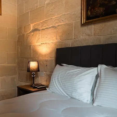 6 At Palazzo Seraphim Boutique Living In St Julians