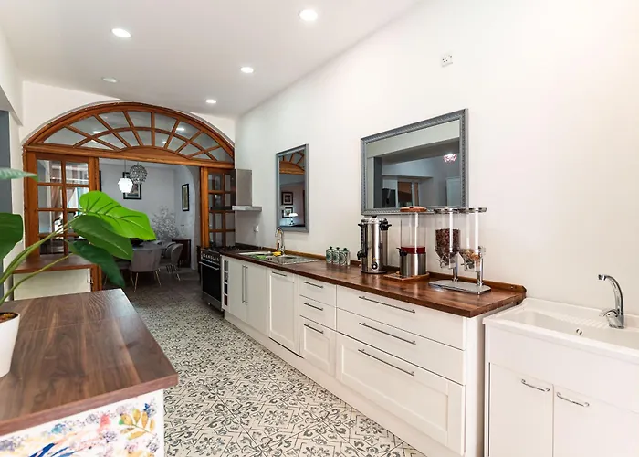 6 At Palazzo Seraphim Boutique Living In St Julians 3*