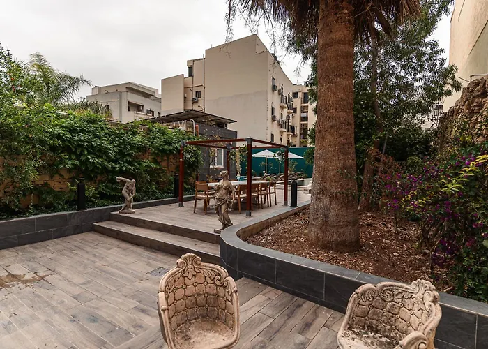 6 At Palazzo Seraphim Boutique Living In St Julians Gæstehus