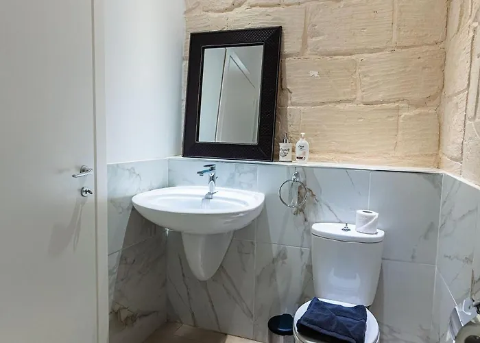 6 At Palazzo Seraphim Boutique Living In St Julians Gæstehus