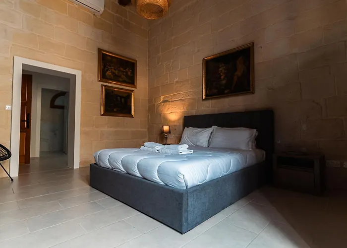 6 At Palazzo Seraphim Boutique Living In St Julians 3*