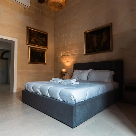 6 At Palazzo Seraphim Boutique Living In St Julians *